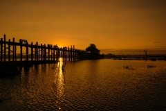 Sunrise at the U-Bein Bridge in Mandalay, Myanmar (Burma)