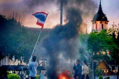 Red_Shirts-Protest-Burning_Flag-Bangkok_Thailand-Greg_Goodman-AdventuresofaGoodMan-1
