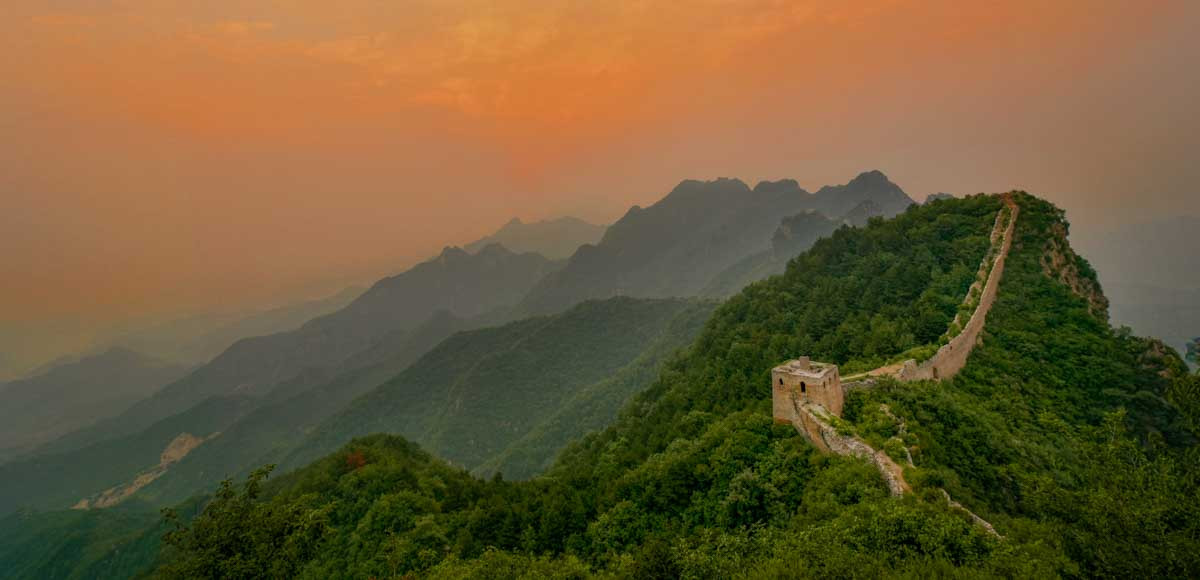 Sunrise over the Great Wall of China at Simatai