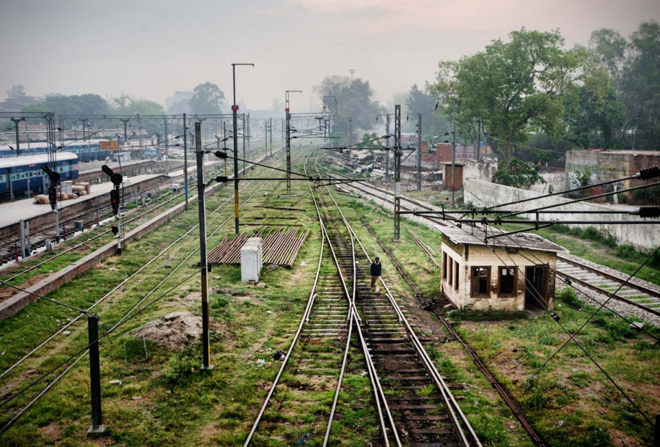 A foggy morning at the Amritsar train station