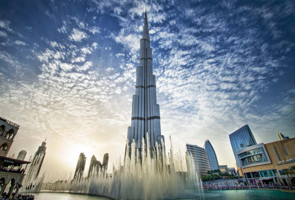 Burj Khalifa - Fountain Show - Dubai Fountain