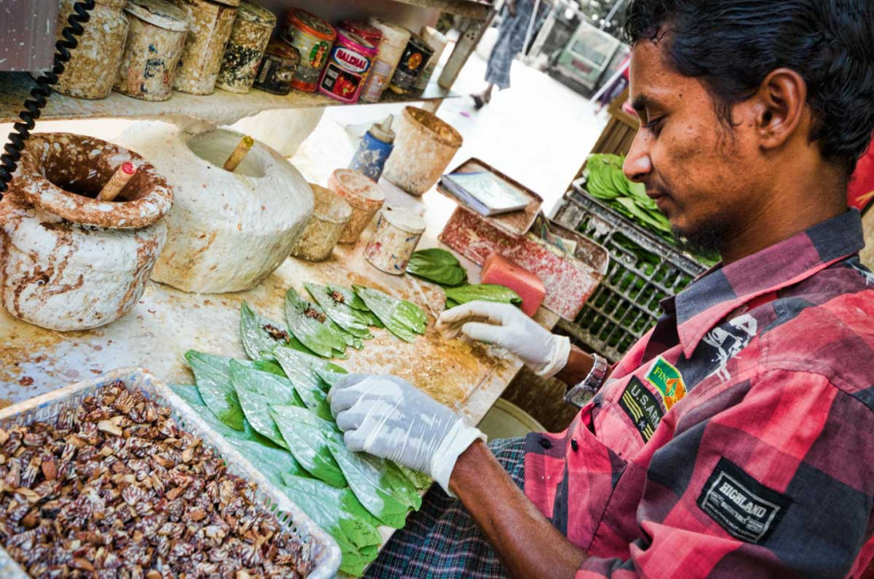 Kwun-ya - aka paan, betel, or 'the stuff that makes people spit turn red' - is very popular across Myanmar