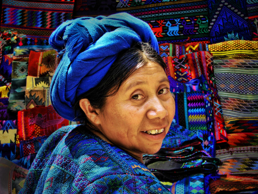 Tapestry-Vendor-Antigua-Guatemala-Greg_Goodman-AdventuresofaGoodMan-1