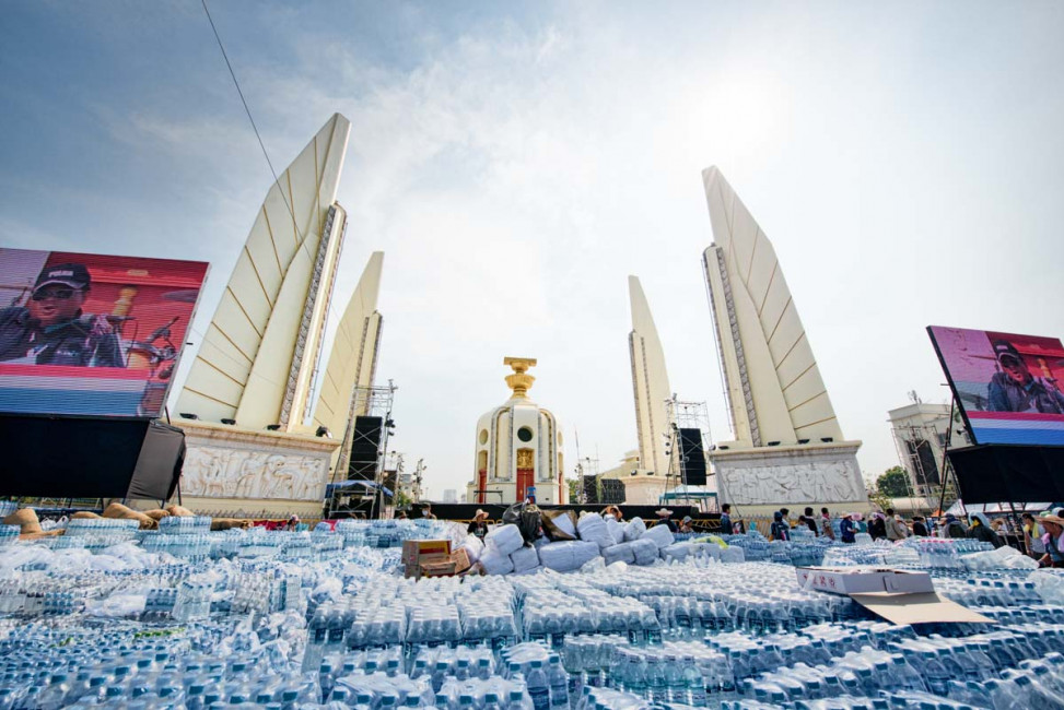 Anti-Government-Protests-Freedom_Monument-Revolution-Bangkok_Thailand-2013-Greg_Goodman-AdventuresofaGoodMan-10