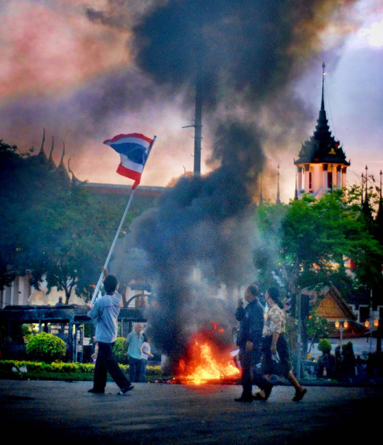 Red_Shirts-Protest-Burning_Flag-Bangkok_Thailand-Greg_Goodman-AdventuresofaGoodMan-1