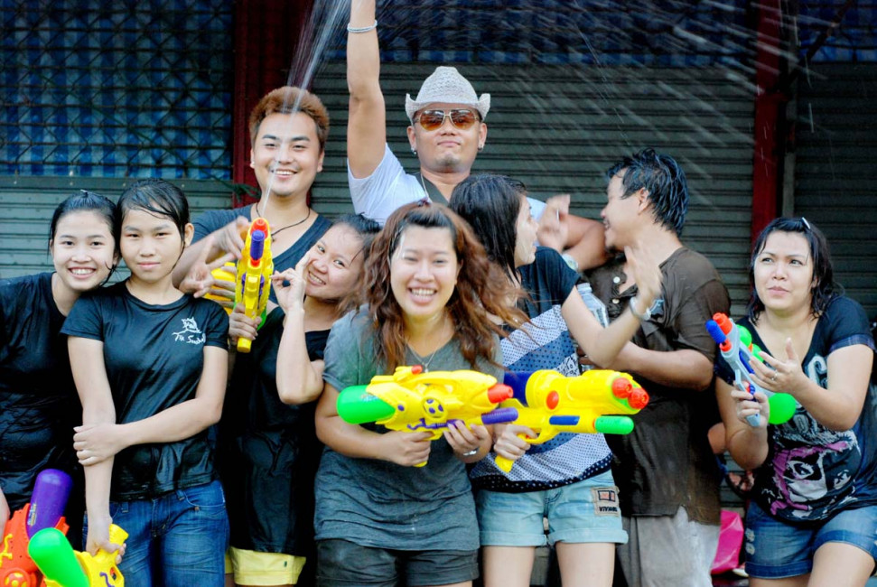Songkran-Water-Fight-Thai_New_Year-Bangkok_Thailand-Greg_Goodman-AdventuresofaGoodMan-1