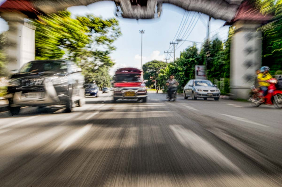 Songthaw-Outer_Moat_Road-Westside-Motion-Chiang_Mai_Thailand-Greg_Goodman-AdventuresofaGoodMan-1