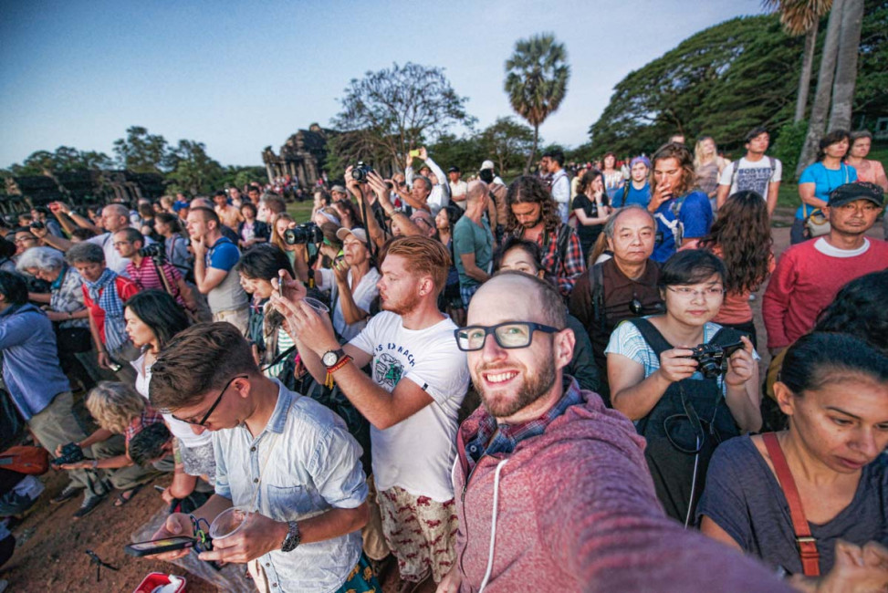 Angkor_Wat_Sunrise-Crowd-Cambodia-Greg_Goodman-AdventuresofaGoodMan-1