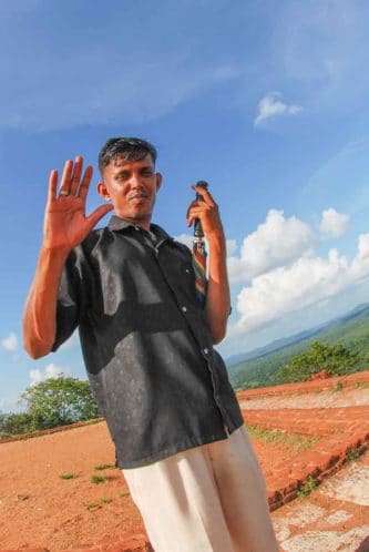 Sigiriya tour guide