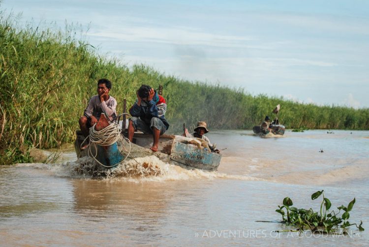 Kampong Phluk Floating Village boat tour - Cambodia