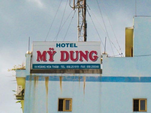 Hotel My Dung in Vietnam - Funny Sign