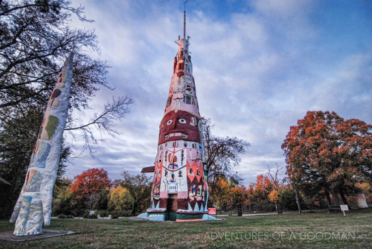 The World's Largest Totem Pole in Foyil, Oklahoma