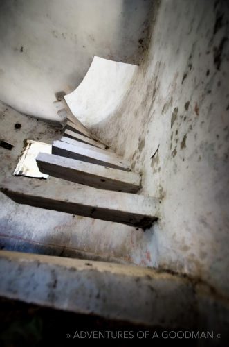 Steps leading up to abandonment in a residential dome in the lower part of the Ashram