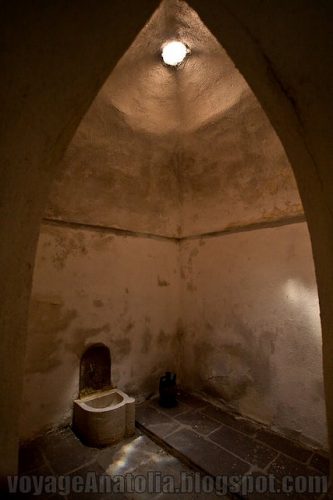 Turkish Baths -- photograph by voyageanatolia.blogspot.com