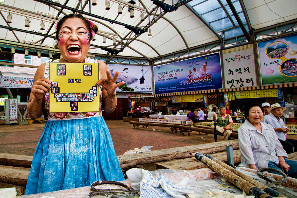 South Korea's Scissor Lady got a big kick out of Say Cheese