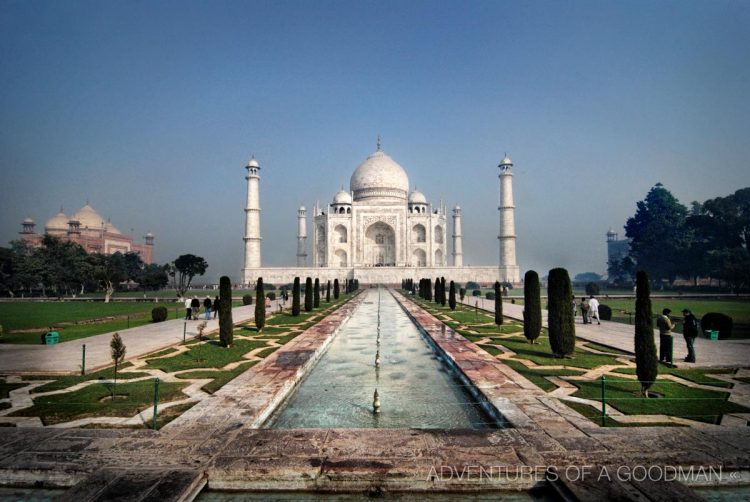 A classic "postcard photograph" of the Taj Mahal in Agra, India