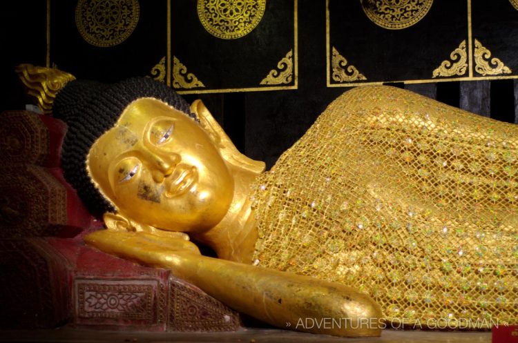 A Buddha statue at Wat Chedi Luang in Chiang Mai