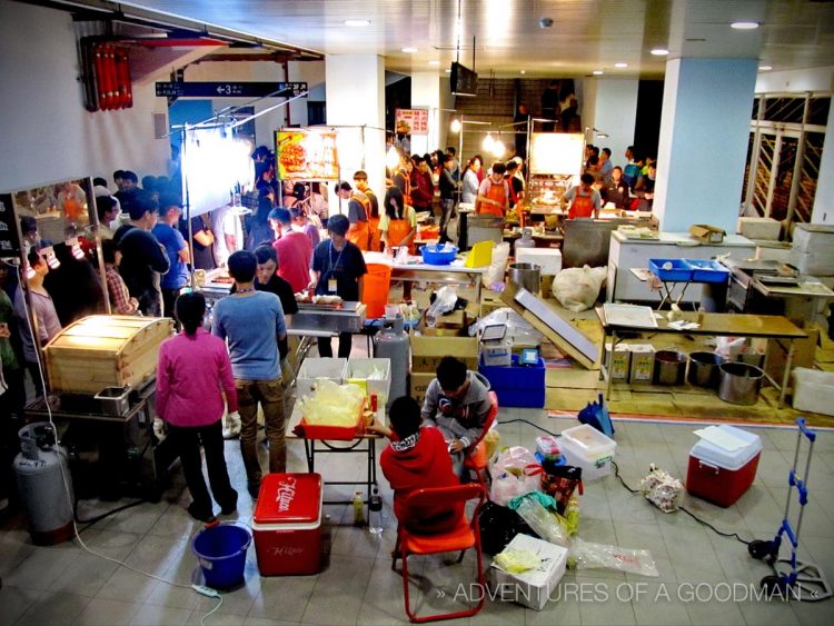 The food court on the Monkeys side at Taoyaun International Baseball Stadium