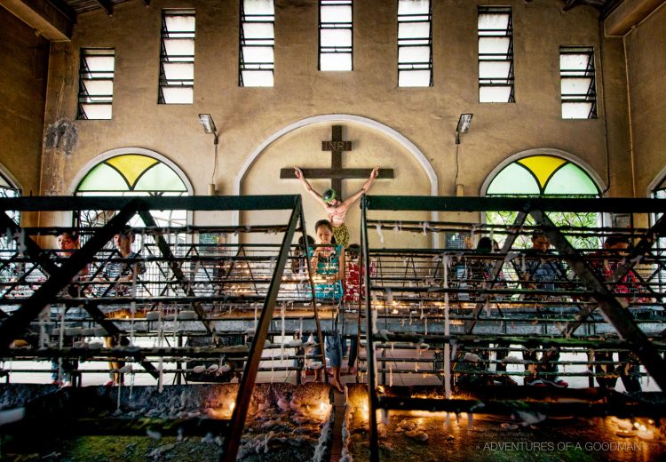 A devotee at the National Shrine of Our Mother of Perpetual Help. Aka, the Redemptorist Church or the Baclaran Church in Manila