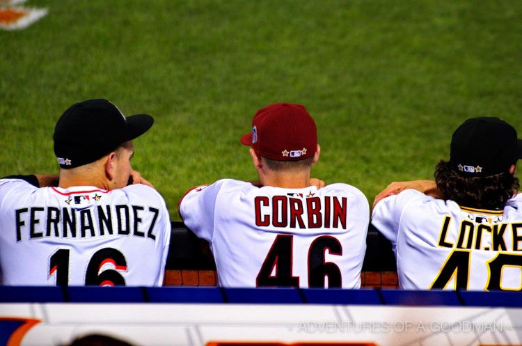 NL All Stars in the dugout