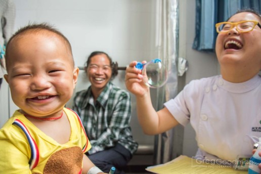 The opening clinic - Alliance for Smiles - Mission to XingYi, China