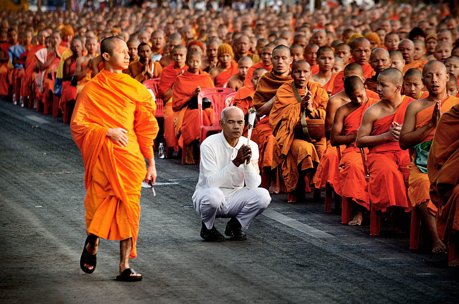 The 12,999 Monk Alms Procession in Chiang Mai