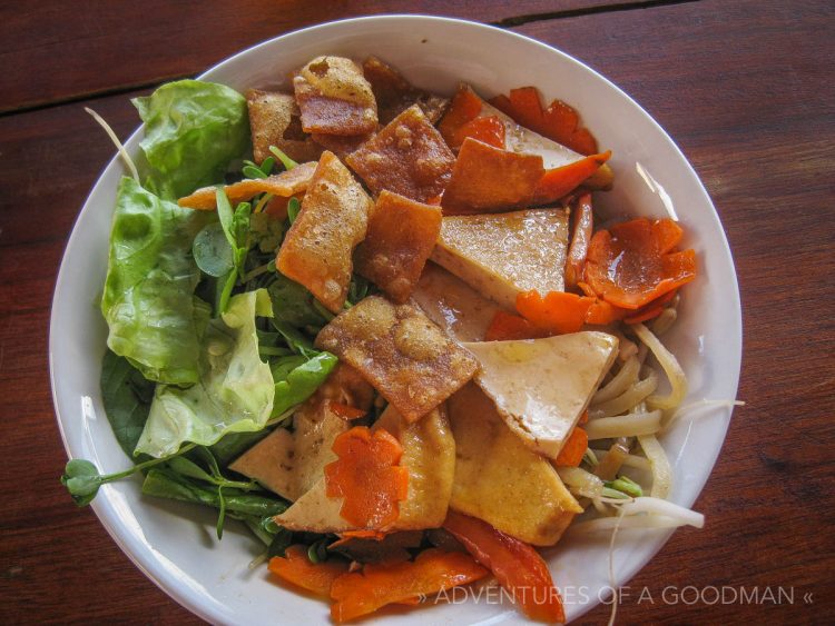 Vegetable 'Cao Lau Chay' — Tofu, noodles and veggies