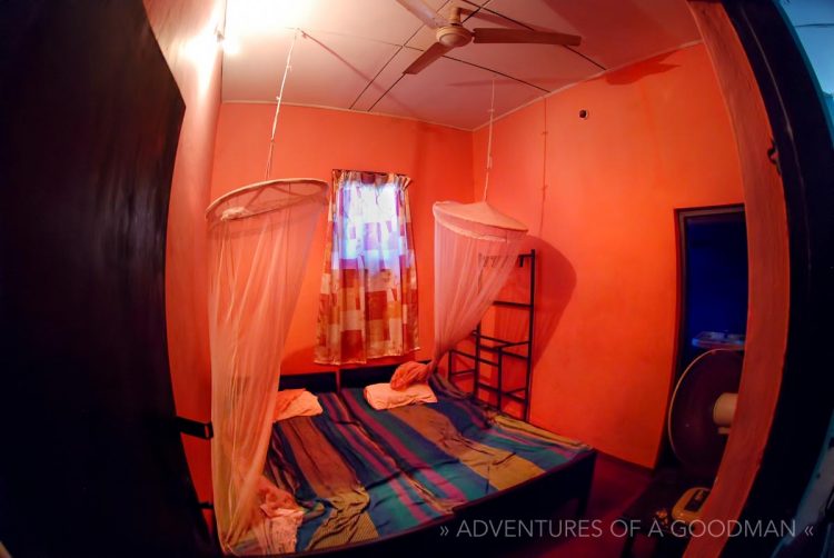 A guesthouse room in the Healy Tourist Inn - Dambula, Sri Lanka