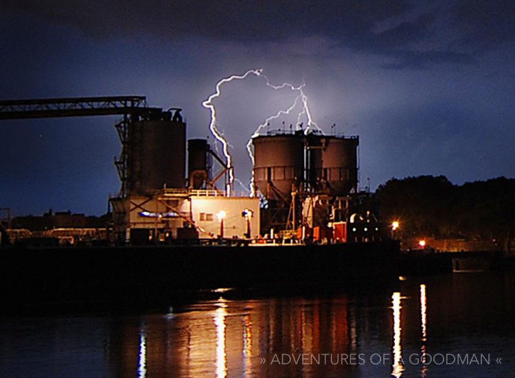 A huge split bolt of lightning behind the Big Alice Con Edison power plant in Long Island City, Queens, NYC