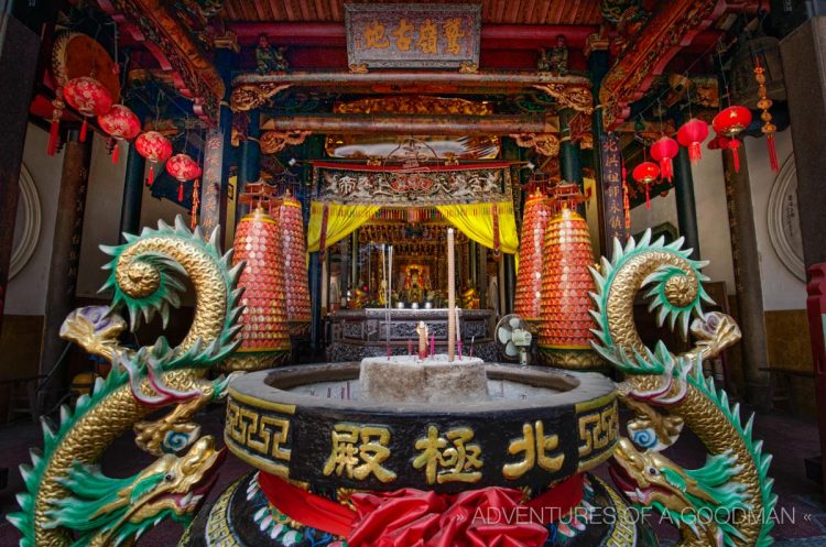 The outside of Beiji Temple wasn't much to look at, but the inside was stunning