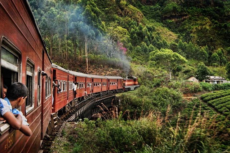 Sri Lanka Train Ride - Ella