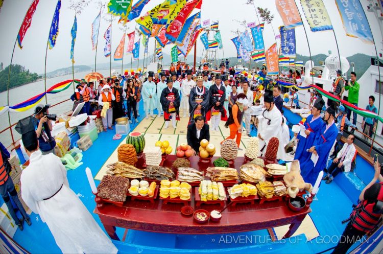 An overhead view of the ceremony that preceded the gut