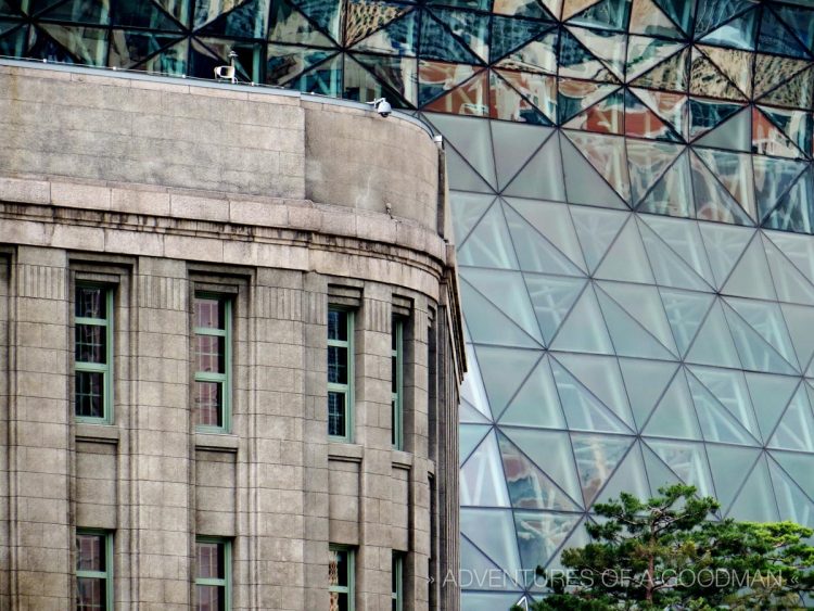 The Seoul Metropolitan Library was built in 1926 and barely survived the wrecking ball when the new City Hall went up behind it