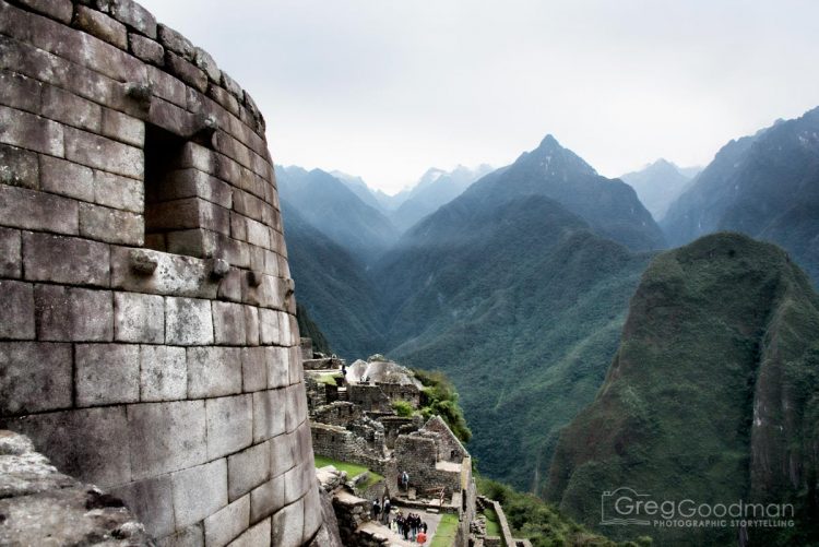 Now, picture the solstice sunrise peeking over those mountains and into the temple.