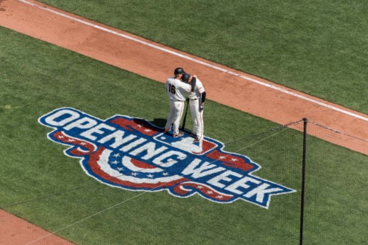 Two San Francisco Giants players have a close chat during a rally
