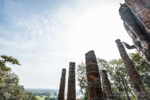 Wat Saphan Hin offers a beautiful overlook of the Thai countryside