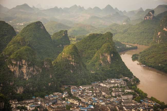 Yangshou Skyline Karsts Fengs Li River China