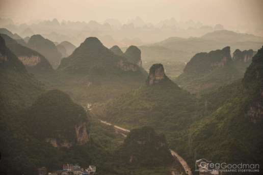 Yangshou Skyline Karsts Fengs Li River China